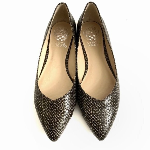 NEW‎ Vince Camuto Pointed Toe Flats Rohelia - Picture 1 of 4